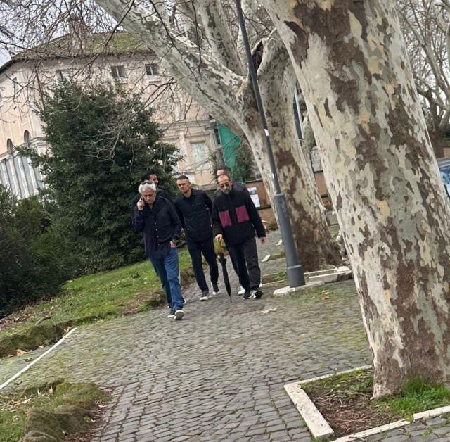 开云体育下载-下周与德佬讨论挂帅那不勒斯，穆里尼奥留在意甲？