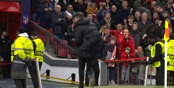 1647395118602023328.gif 动画 (1749).gif