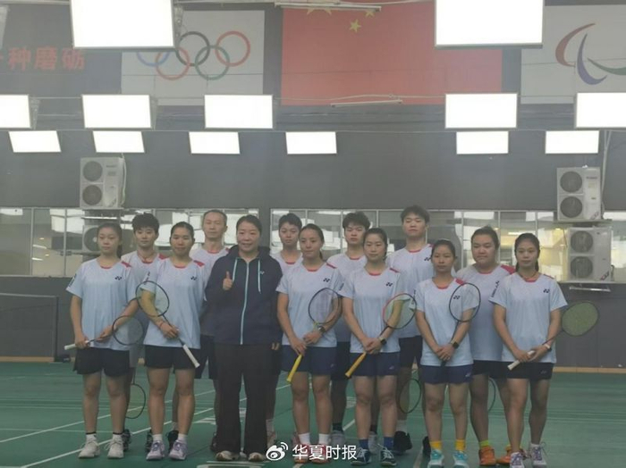 kaiyun-贵州省残疾人羽毛球队：用球拍打破命运桎梏，用拼搏定义人生|张先明|训练|队员|运动员|体育_新浪体育_新浪新闻
