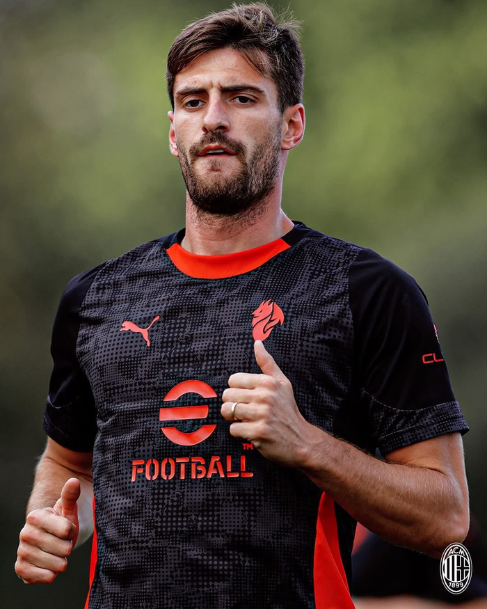 开云app下载-加比亚因伤缺席米兰德比，巴特萨吉接受每日评估|国际米兰队|意甲|意甲联赛|国际米兰|ac米兰_新浪体育_新浪新闻